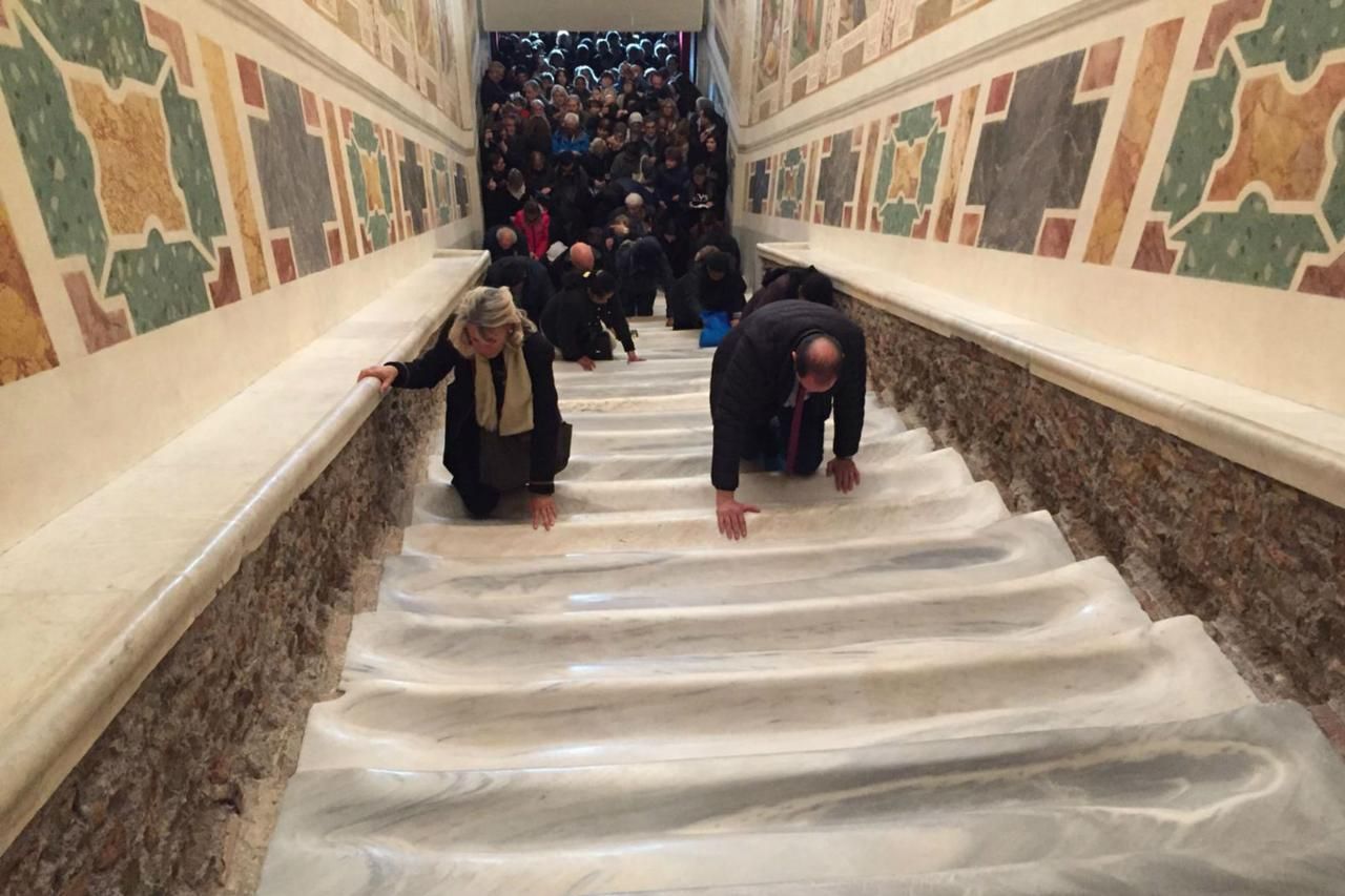 Rome's Holy Stairs Unveiled For First Time In 300 Years