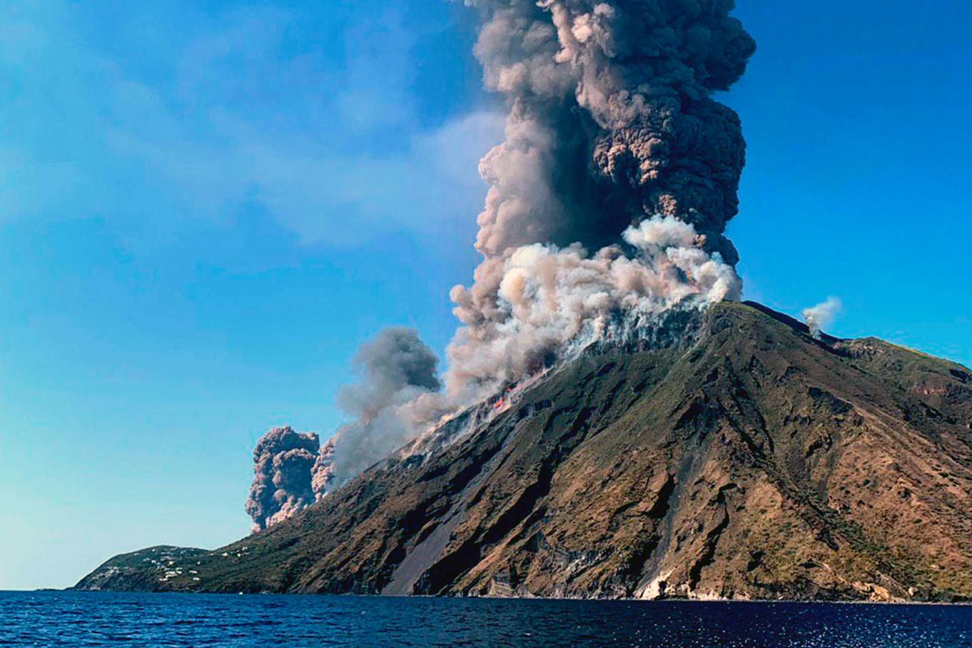 Stromboli one dead as volcano erupts on Italian island