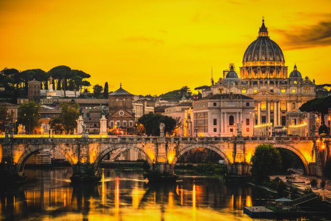 Rome: Trapped In The World's Most Beautiful City - Wanted In Rome