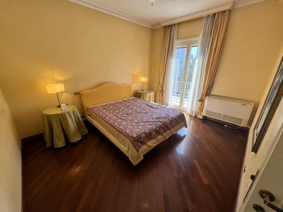 Elegant 3-bedroom flat in Parioli - image 11