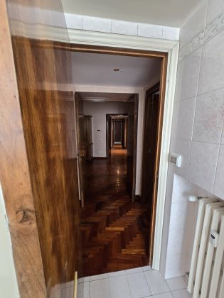 LUXURY APT FOR RENT IN PRATI, CENTRAL ROME - image 27