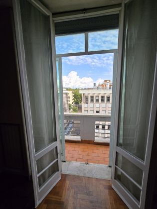 LUXURY APT FOR RENT IN PRATI, CENTRAL ROME - image 19