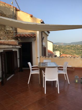 Attic in the renown medioeval town of Castellabate (SA) - image 6