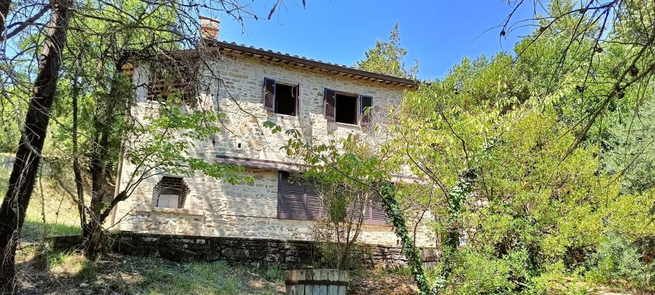 Farmhouse in Umbria - image 20