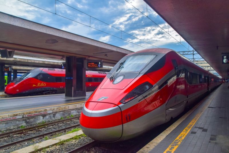 Italy minister orders high-speed train to make unscheduled stop