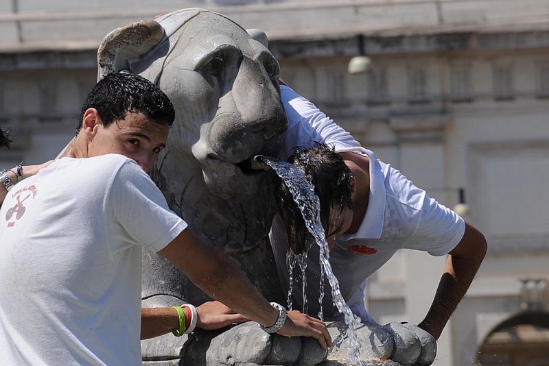 Italy warns 17 cities of heatwave on Saturday