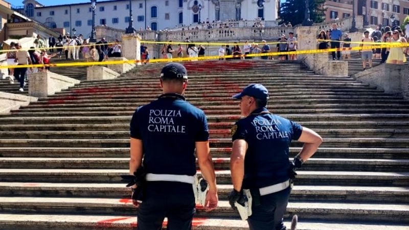 Activists daub Rome's Spanish Steps with red paint - Wanted in Rome